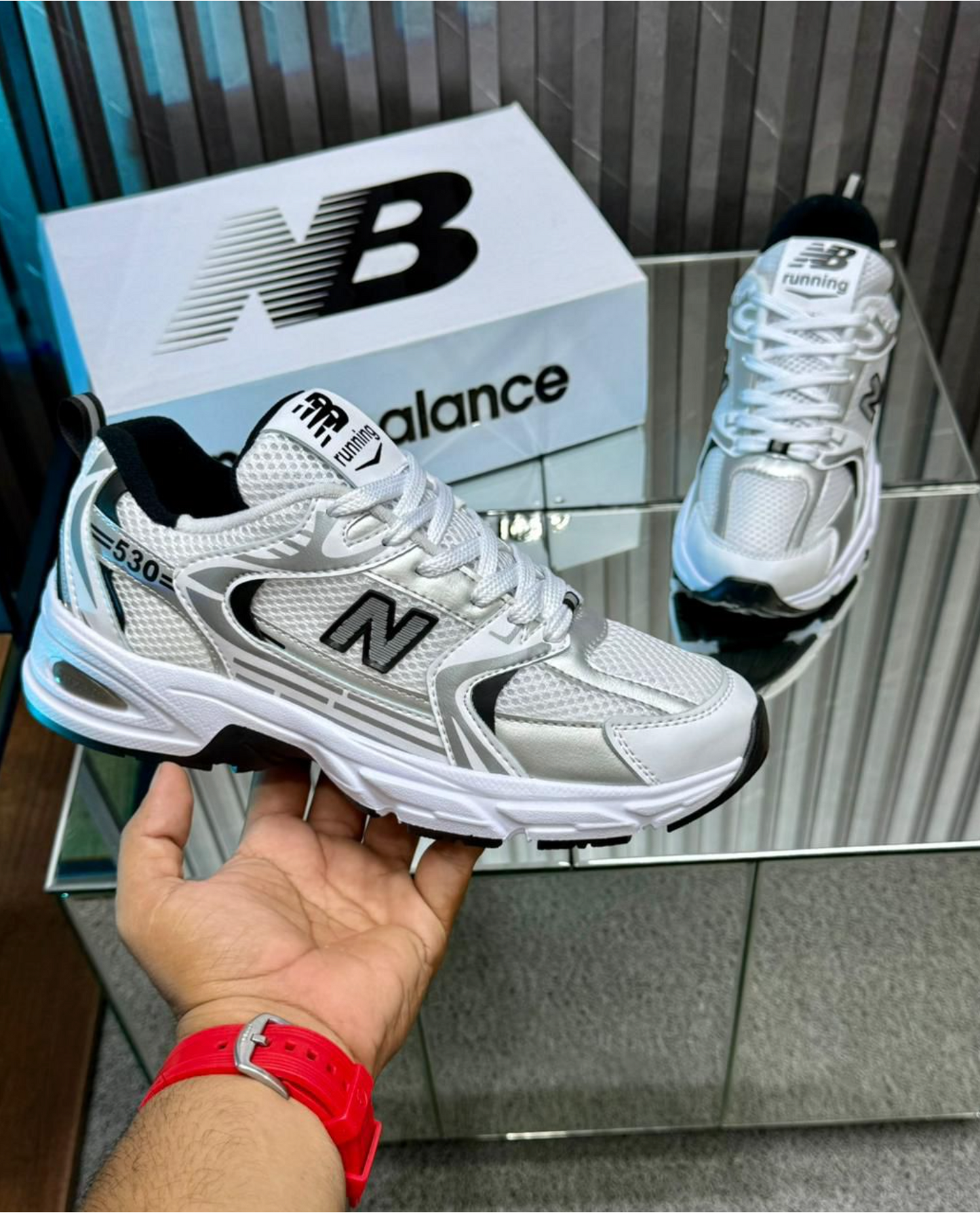 New Balance 530